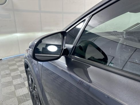 Used 2021 Toyota C-HR LE FWD image 10