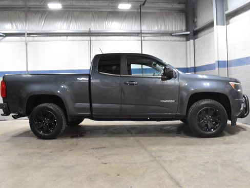 Used 2016 Chevrolet Colorado LT w/ LT Convenience Package RWD image 22
