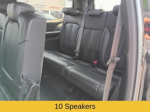 Used 2023 Jeep Wagoneer 4WD w/ Premium Group I image 21