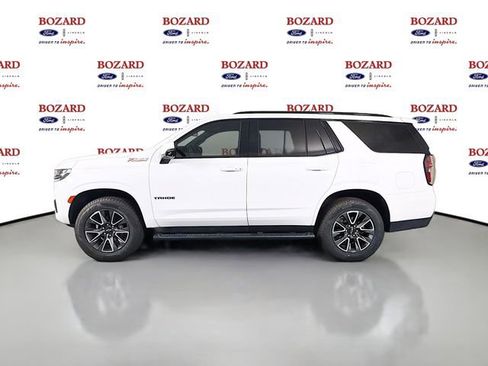 Used 2022 Chevrolet Tahoe Z71 w/ Luxury Package AWD/4WD image 5