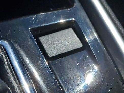Used 2021 Subaru Outback Touring XT AWD/4WD image 24