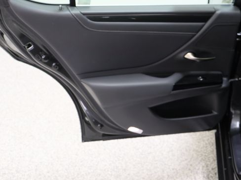Used 2024 Lexus ES 350 w/ Accessory Package (Z2) FWD image 27