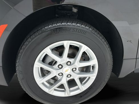 Used 2023 Chevrolet Equinox LT AWD/4WD image 8