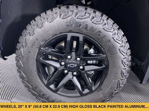 Used 2021 Chevrolet Silverado 1500 LT Trail Boss w/ Convenience Package II AWD/4WD image 15