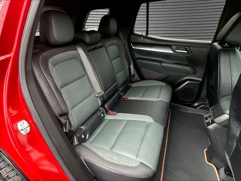 Used 2026 GMC Terrain AT4 w/ Convenience Package III image 16