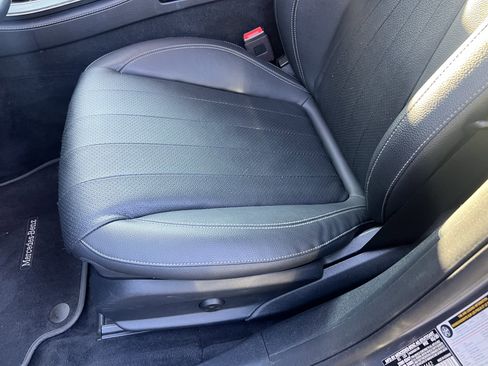 Used 2020 Mercedes-Benz E 350 Sedan image 17