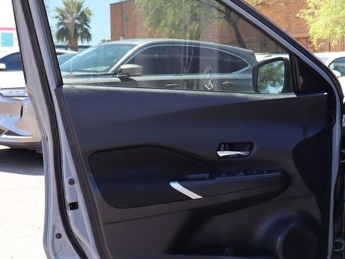 Used 2023 Nissan Kicks SV w/ Exterior Package image 36