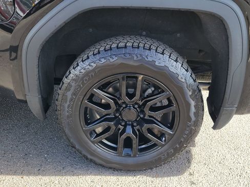 Used 2021 GMC Sierra 1500 Denali w/ Denali Premium Package image 13