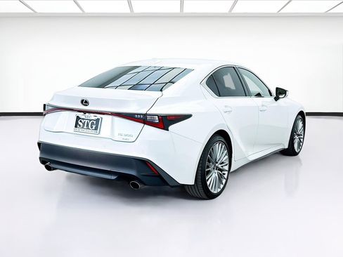 Used 2024 Lexus IS 300 AWD w/ Premium Package image 4