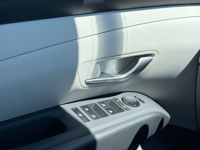 New 2026 Hyundai Tucson SEL Plus AWD/4WD image 17