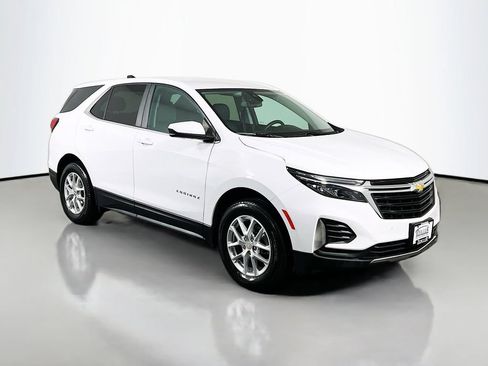 Used 2023 Chevrolet Equinox LT w/ Driver Convenience Package AWD/4WD image 3