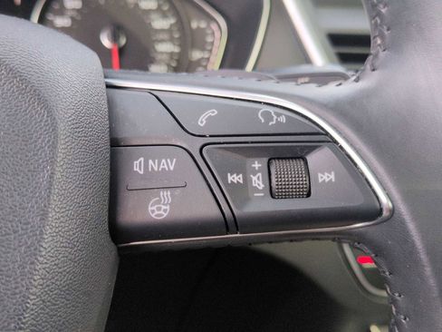 Used 2020 Audi Q5 2.0T Premium w/ Titanium Sport Package image 27