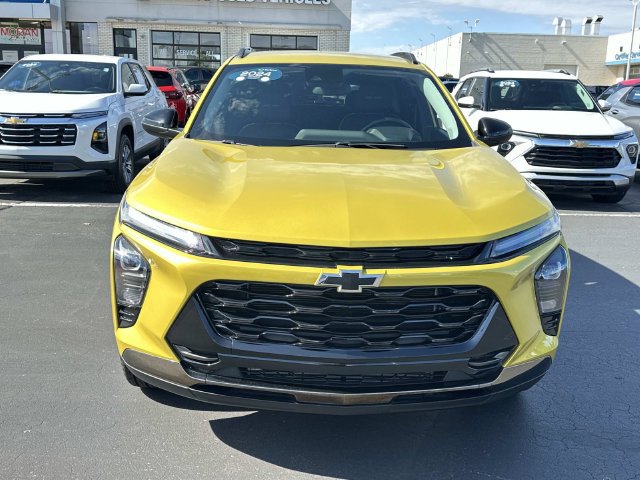 Certified 2024 Chevrolet Trax ACTIV w/ Driver Confidence Package FWD image 3