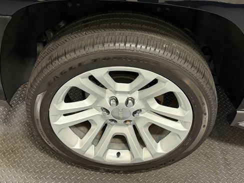 Used 2019 GMC Yukon XL SLT w/ Premium Edition image 20