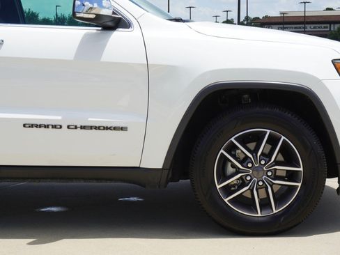Used 2020 Jeep Grand Cherokee Limited w/ Luxury Group II RWD image 9