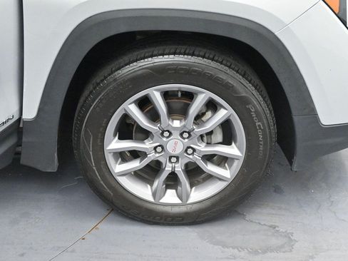 Used 2022 GMC Terrain SLT AWD/4WD image 34