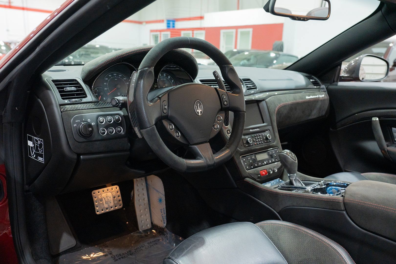 Used 2017 Maserati GranTurismo Sport RWD image 21
