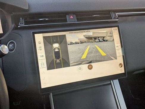 Used 2025 Land Rover Range Rover Velar Dynamic SE image 13