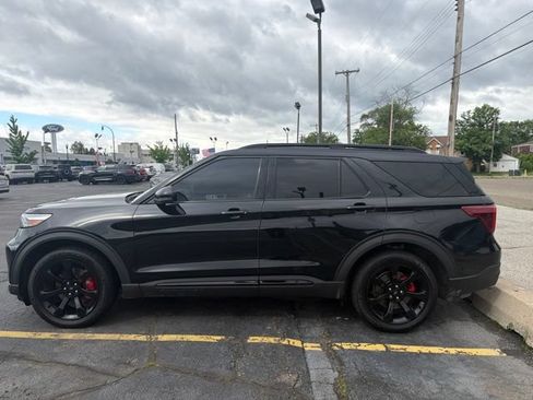 Used 2020 Ford Explorer ST w/ ST Street Pack AWD/4WD image 4