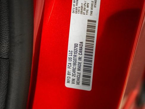 New 2026 Chrysler Pacifica Select image 31