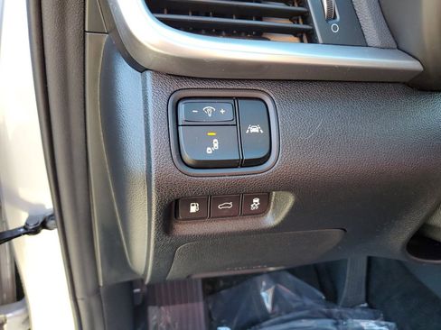 Used 2020 Kia Optima SX image 18