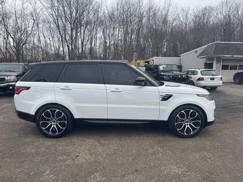 Used 2020 Land Rover Range Rover Sport SE image 4