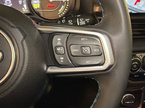 Used 2024 Jeep Wrangler High Altitude image 31