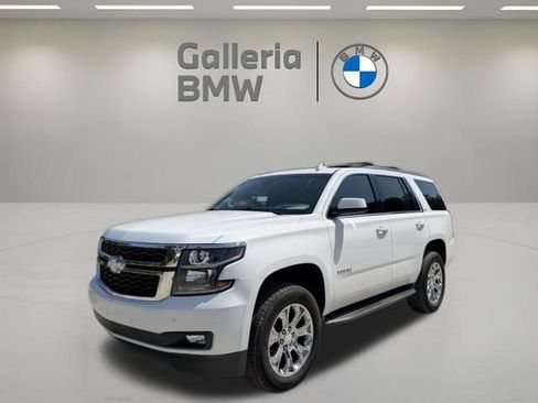 Used 2019 Chevrolet Tahoe LT w/ Luxury Package RWD image 1