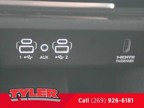 Used 2022 Jeep Wagoneer Series III w/ Premium Group I AWD/4WD image 31