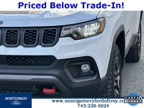 Used 2024 Jeep Compass Trailhawk image 41