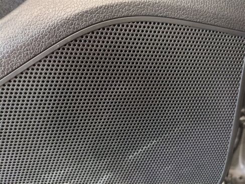 Used 2021 Volkswagen GTI SE image 13