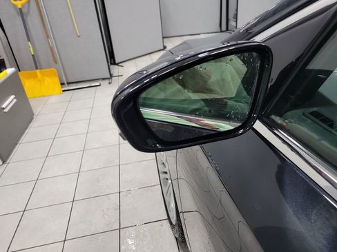 Used 2016 Chrysler 200 C w/ Premium Lighting Group image 21