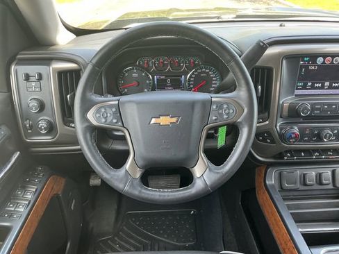 Used 2017 Chevrolet Silverado 1500 High Country AWD/4WD image 15