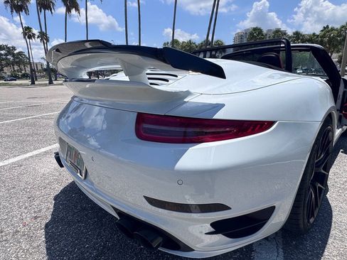 Used 2015 Porsche 911 Turbo S Cabriolet AWD/4WD image 33