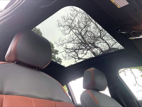 Used 2024 BMW i5 M60 w/ Executive Package image 13