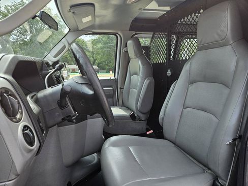 Used 2012 Ford E-250 and Econoline 250 w/ PWR Group RWD image 11
