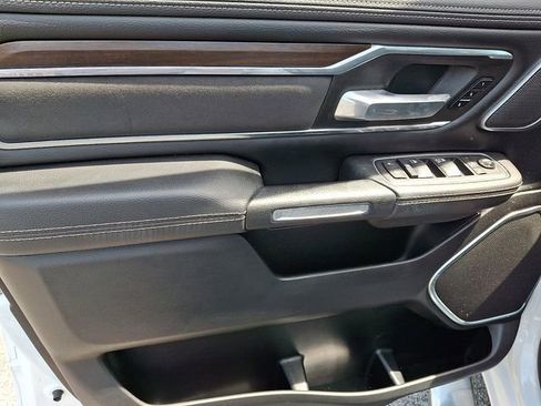 Used 2021 RAM 1500 Laramie AWD/4WD image 12