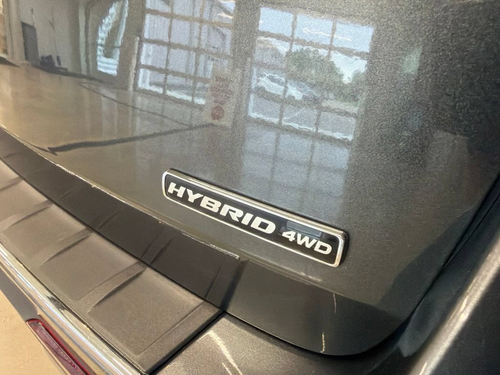 Used 2020 Ford Explorer Limited w/ Hybrid Equipment Group 310A AWD/4WD image 10