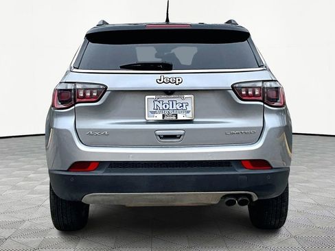 Used 2022 Jeep Compass Limited image 4