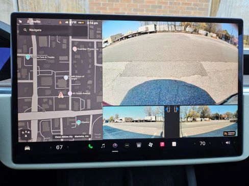 Used 2024 Tesla Model X AWD image 45