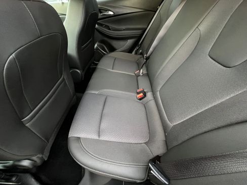 Used 2025 Buick Encore GX Preferred image 25