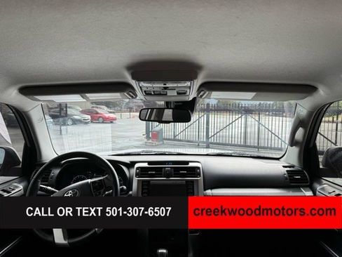Used 2020 Toyota 4Runner SR5 Premium AWD/4WD image 13