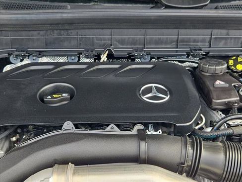 Certified 2025 Mercedes-Benz GLB 250 image 20