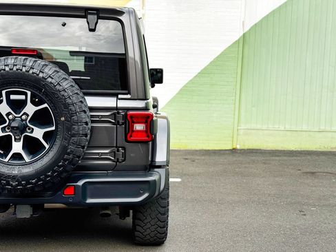 Used 2019 Jeep Wrangler Unlimited Rubicon AWD/4WD image 14