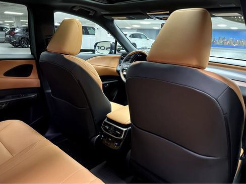 Certified 2026 Lexus RX 350 Premium w/ All Season Protection Package AWD/4WD image 22