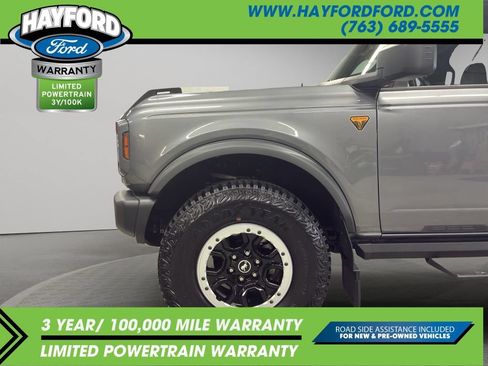 Used 2023 Ford Bronco Badlands w/ Sasquatch Package AWD/4WD image 24