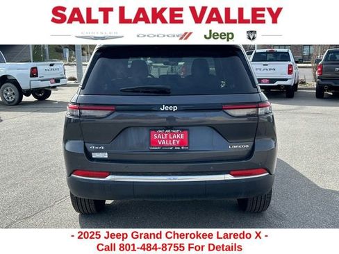 Used 2025 Jeep Grand Cherokee Laredo X w/ Luxury Tech Group I image 5