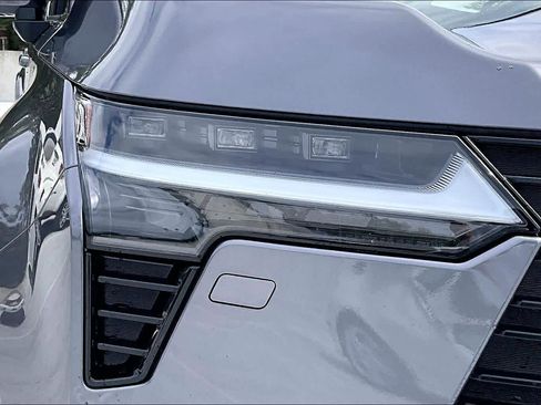 Used 2026 Lexus GX 550 w/ Cold Area Package image 27