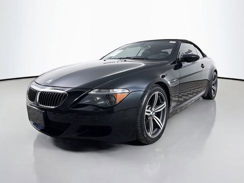Used 2007 BMW M6 Convertible RWD image 3