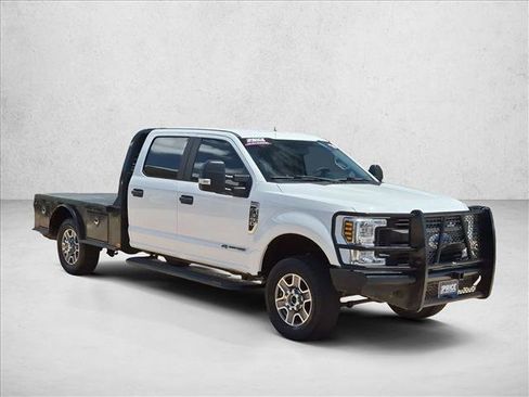 Used 2019 Ford F350 XL w/ Power Equipment Group AWD/4WD image 3